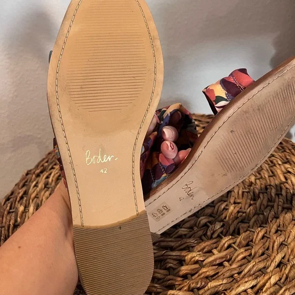 BODEN Printed Satin Slide Sandals - Picture 10 of 11